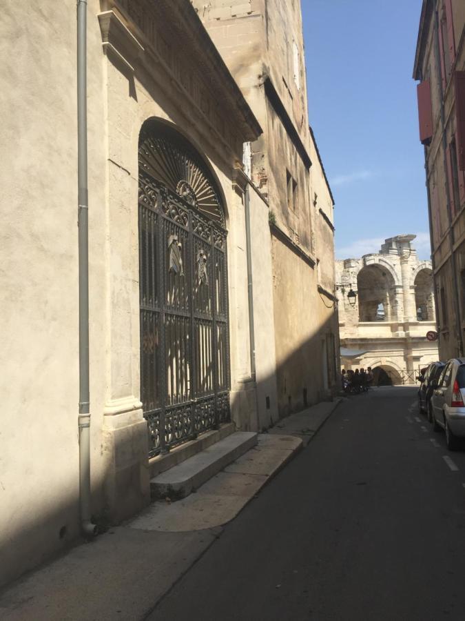 Palais De Luppe, Chambre D'Hotes Arles Exterior foto